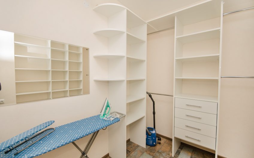 3-комнатная квартира, пр-т Независимости, 85В