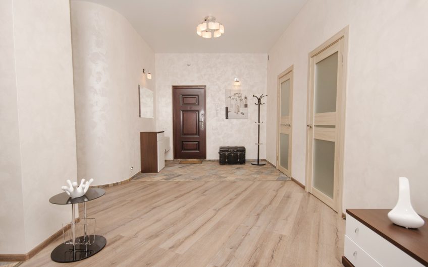 3-комнатная квартира, пр-т Независимости, 85В