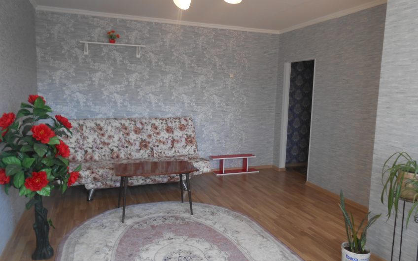 2-комнатная квартира, ул. Космонавтов, 13