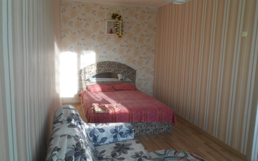 2-комнатная квартира, ул. Космонавтов, 13